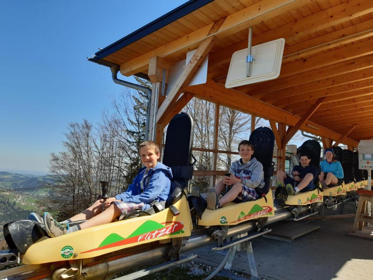 Landhotel Gruenberg Am See Gmunden Esterno foto