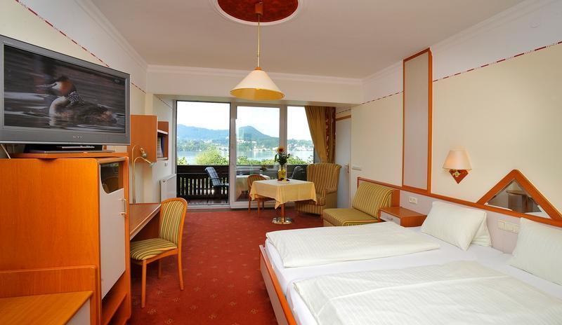 Landhotel Gruenberg Am See Gmunden Esterno foto